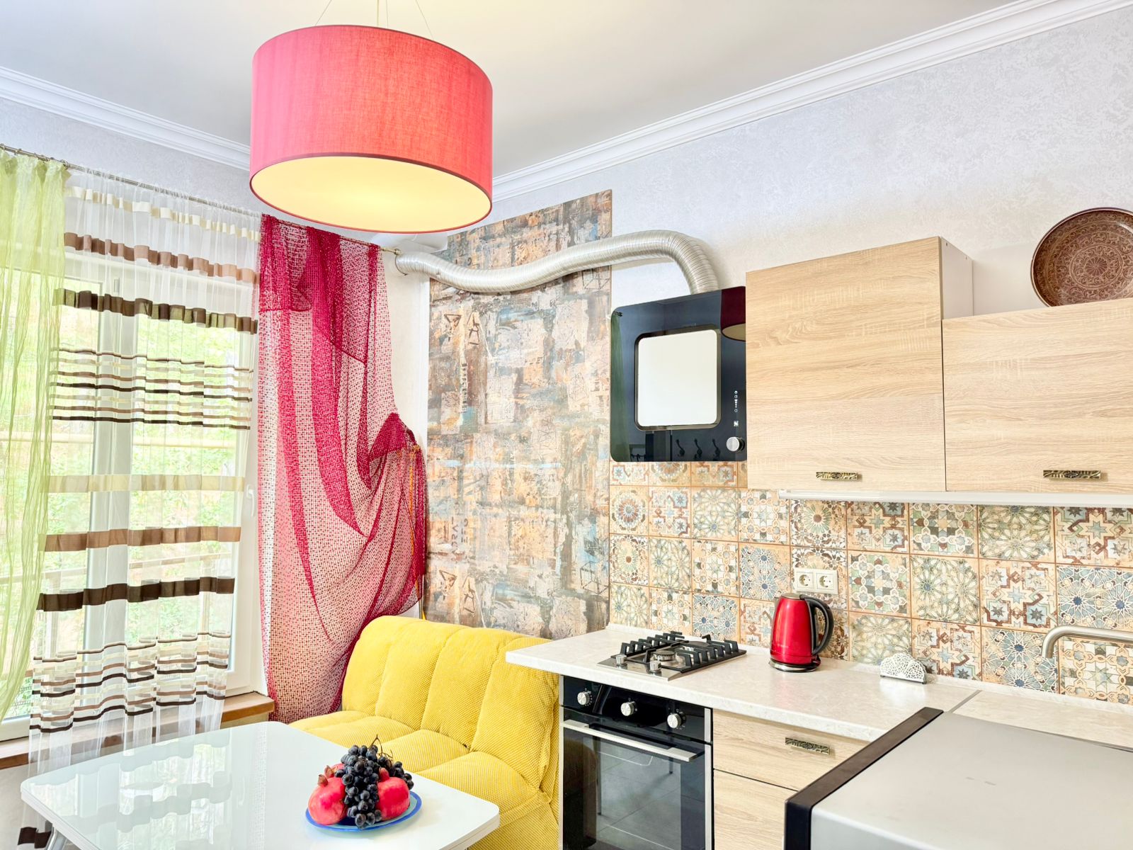 Стильная 1-комнатная квартира в пгт Советское 