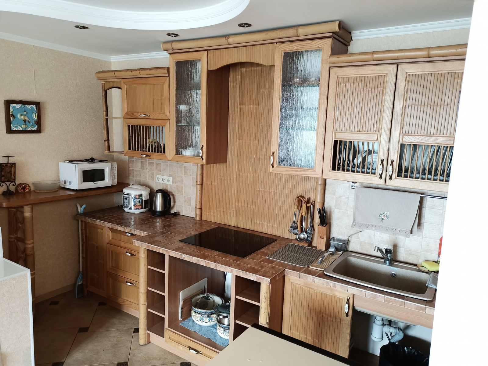 Квартира с видом на море , горы  и Ялтинскую бухту+паркинг